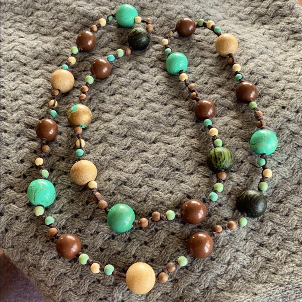 VTG hand made 44” wood bead string necklace